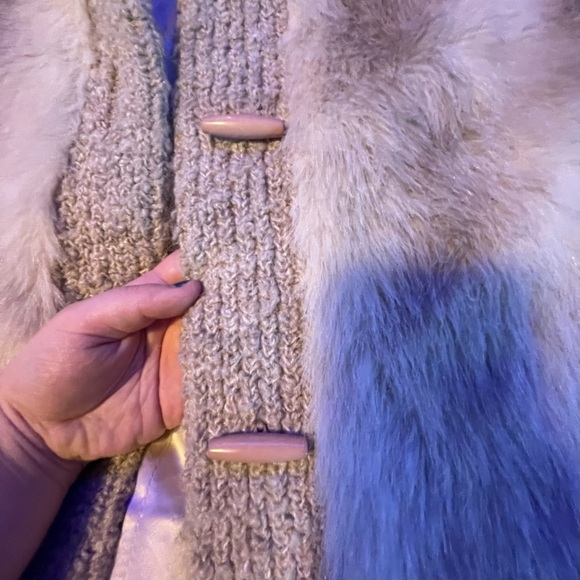 VINTAGE D’ESPRIT Fur Coat - Picture 2 of 5